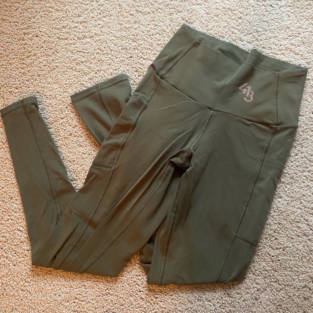 Green high waisted leggings
